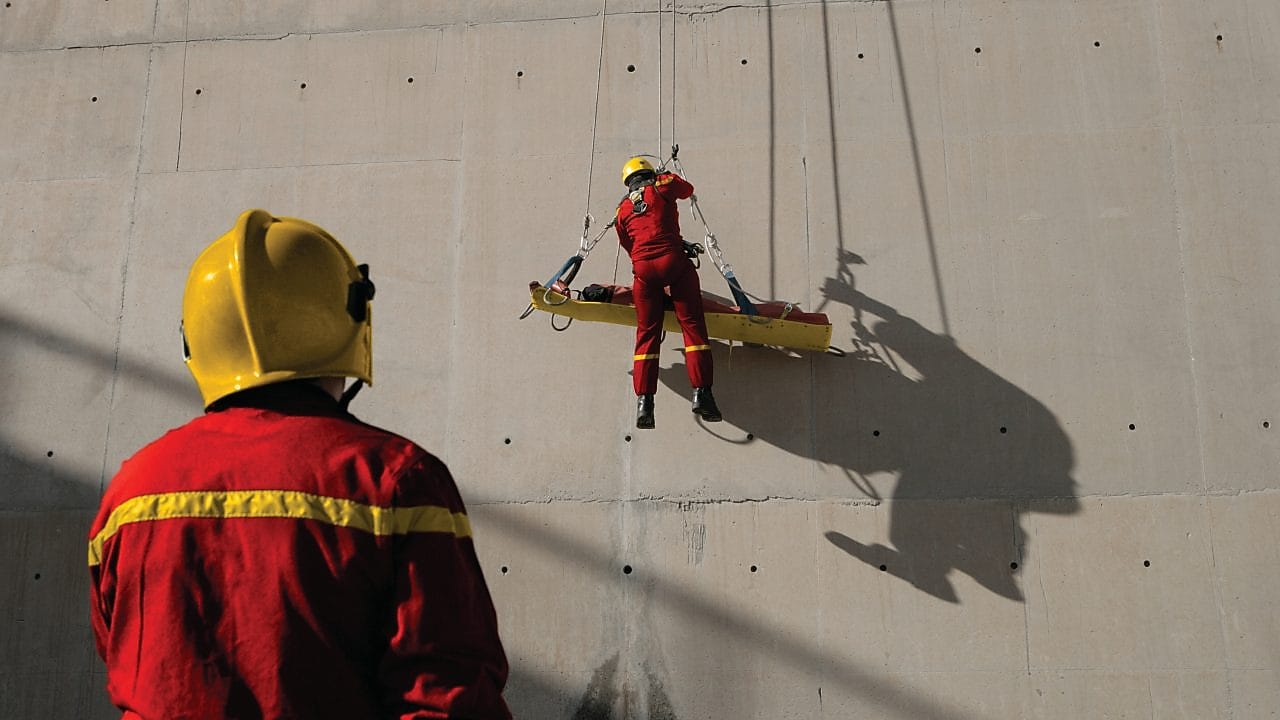 HSSE rescue training exercise at a refinery